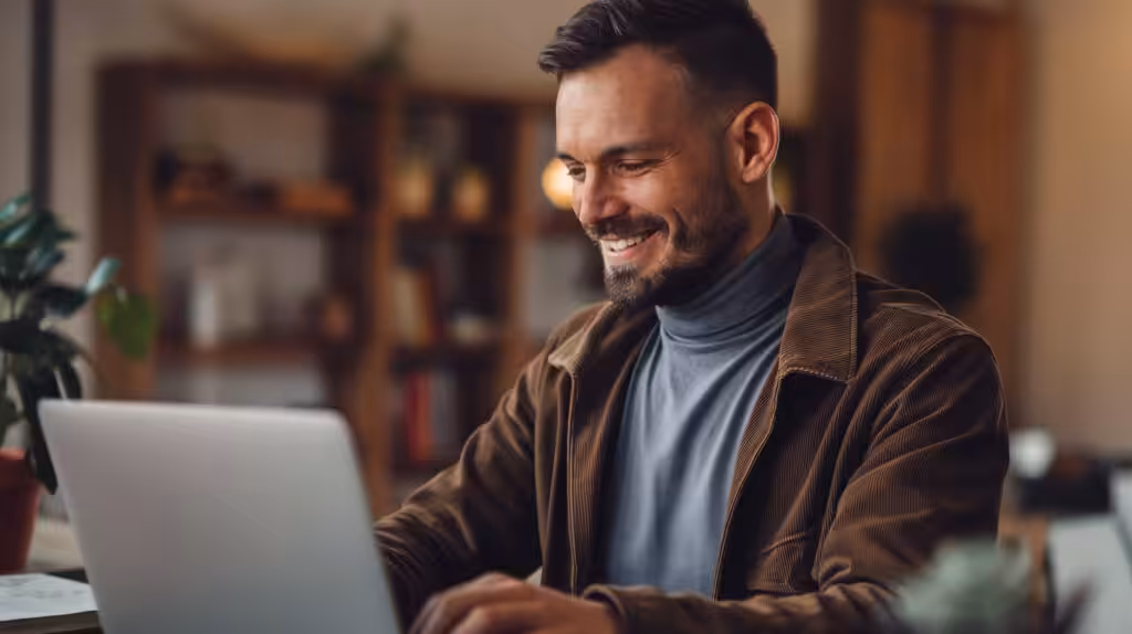 WordPress vs Next.js: Which is better for building your website 3 man-sits-computer-looks-screen